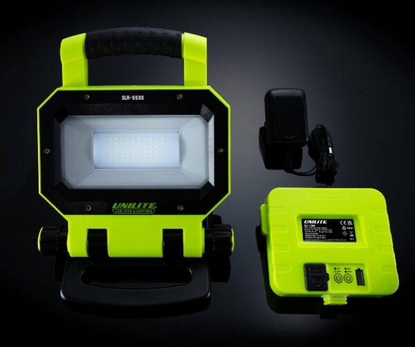 An image of the SLR-5500R Unilite Site Light with Power Bank.